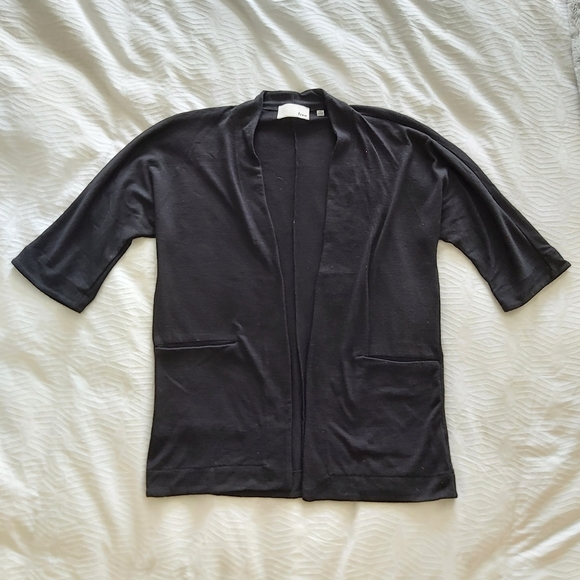 Black cardigan - Picture 1 of 2